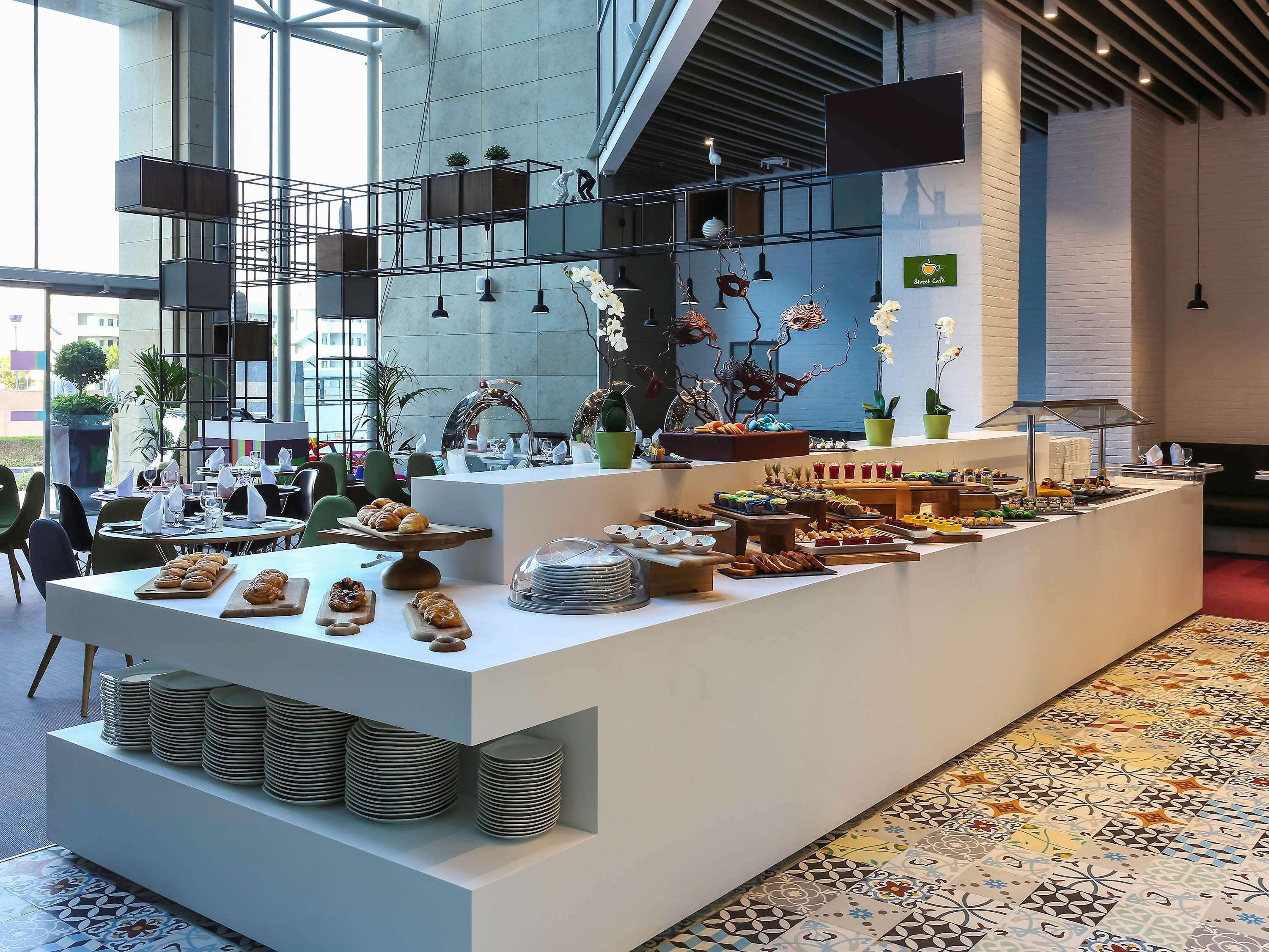 Ibis Styles Dubai Jumeira Экстерьер фото