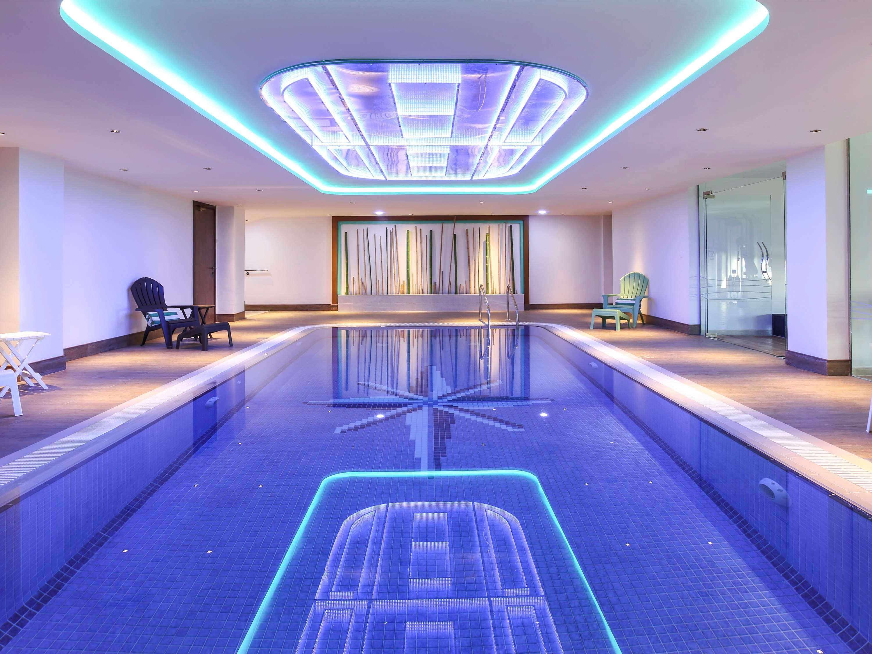 Ibis Styles Dubai Jumeira Экстерьер фото