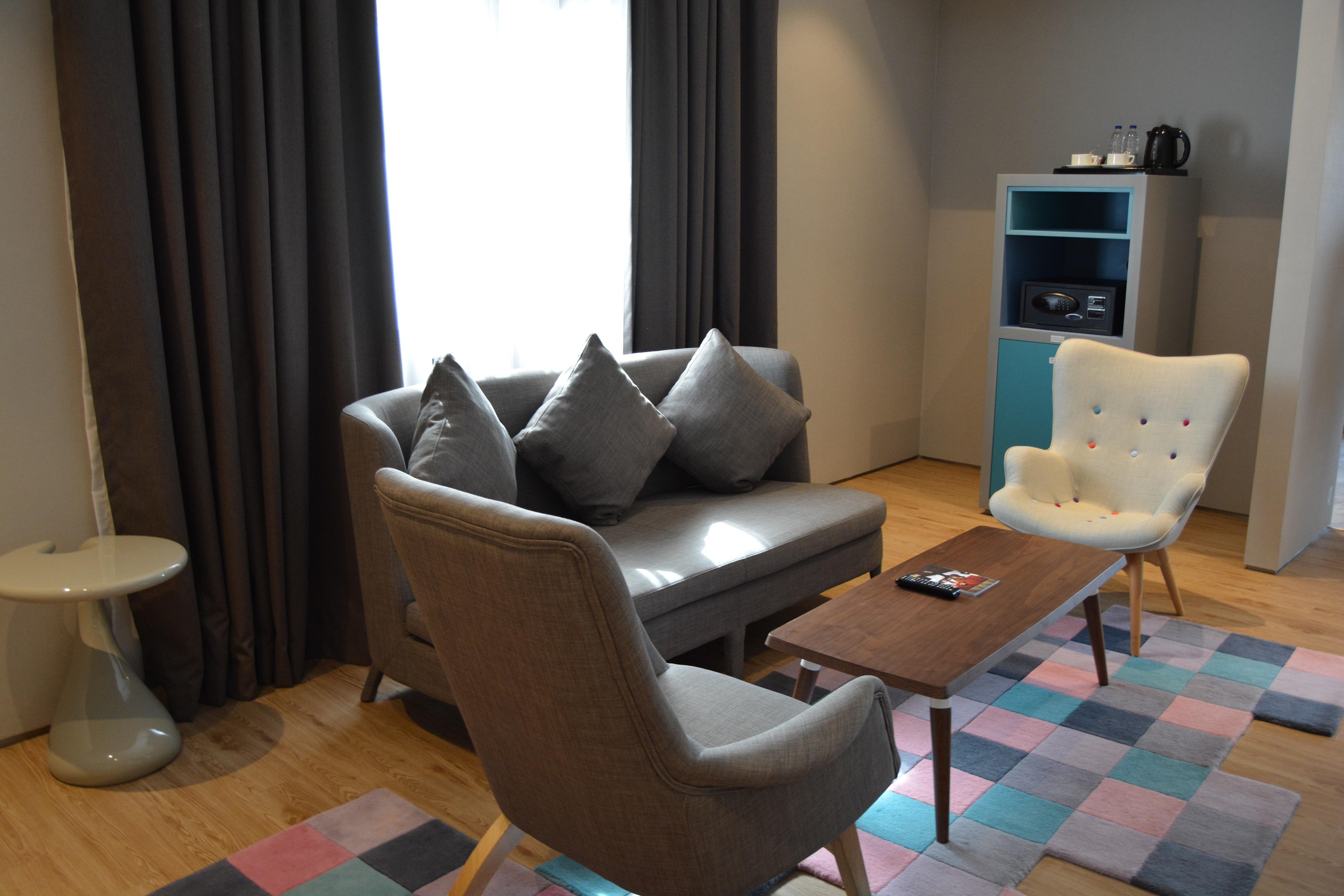 Ibis Styles Dubai Jumeira Экстерьер фото