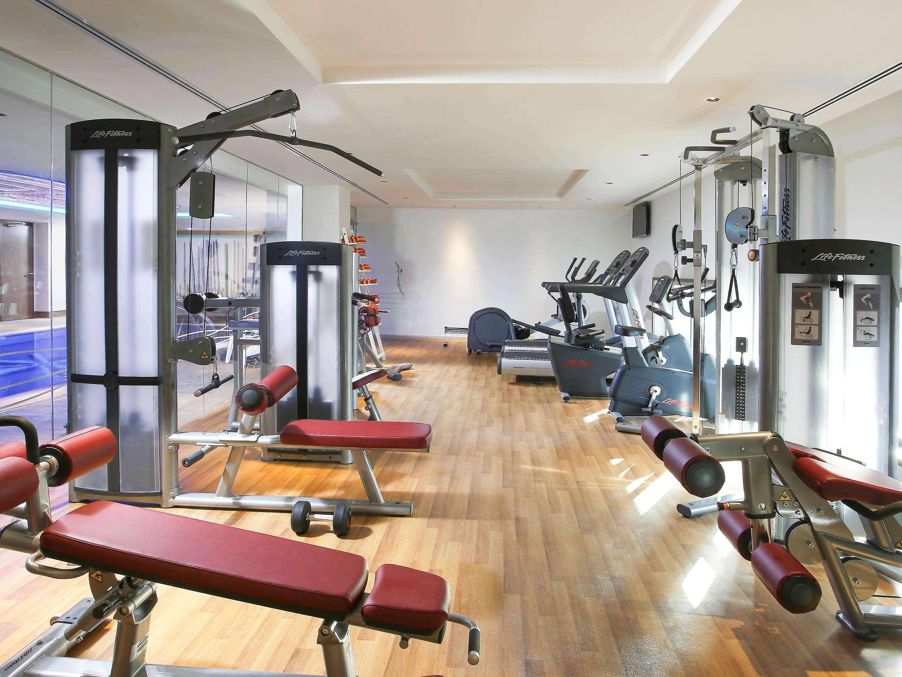 Ibis Styles Dubai Jumeira Экстерьер фото