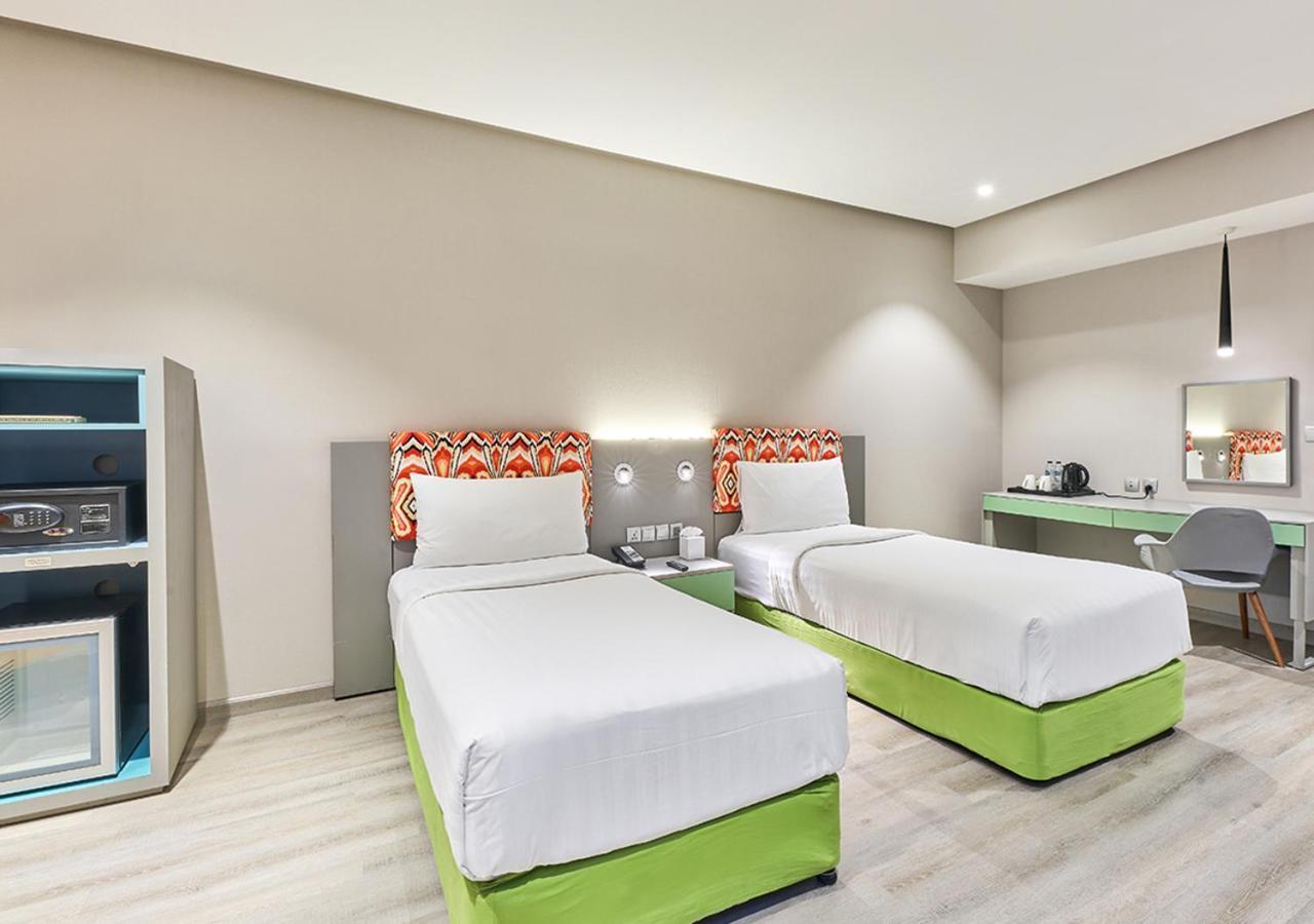 Ibis Styles Dubai Jumeira Экстерьер фото