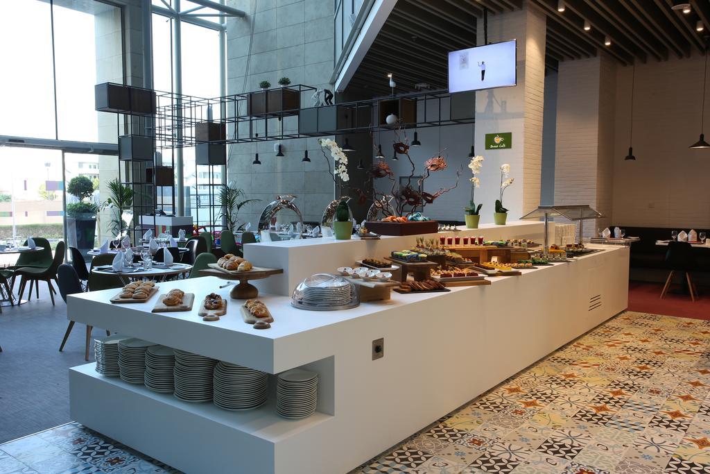 Ibis Styles Dubai Jumeira Экстерьер фото